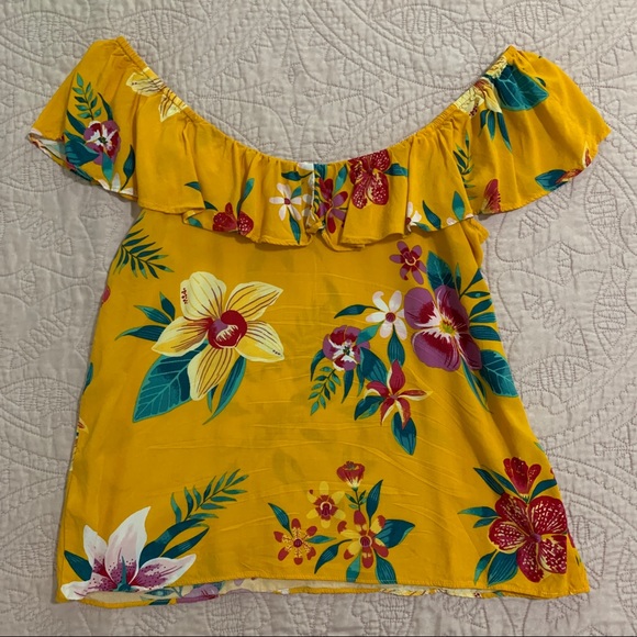 Old Navy | Bundle of Off-the-shoulder Blouses - Picture 3 of 5